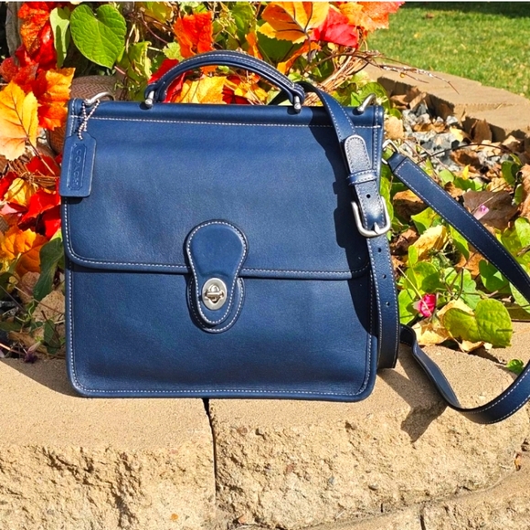 Vintage Coach Willis Crossbody Shoulder Bag 9927 ( Royal / Deep Ocean Blue ) - Picture 4 of 11
